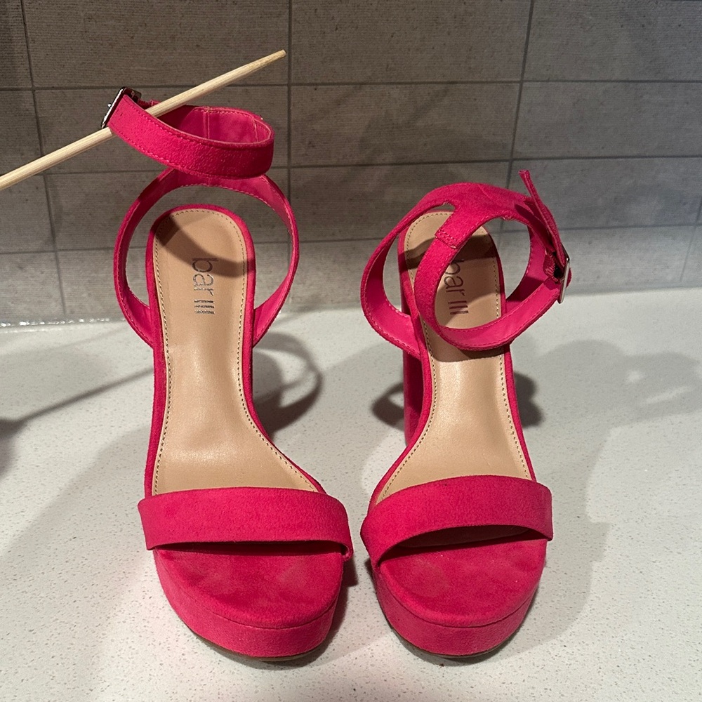 Bar III Women's Vibrant Pink Heels